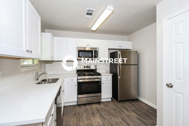 Building Photo - 3 Bedroom Pet-Friendly Home in DECATUR, GA...