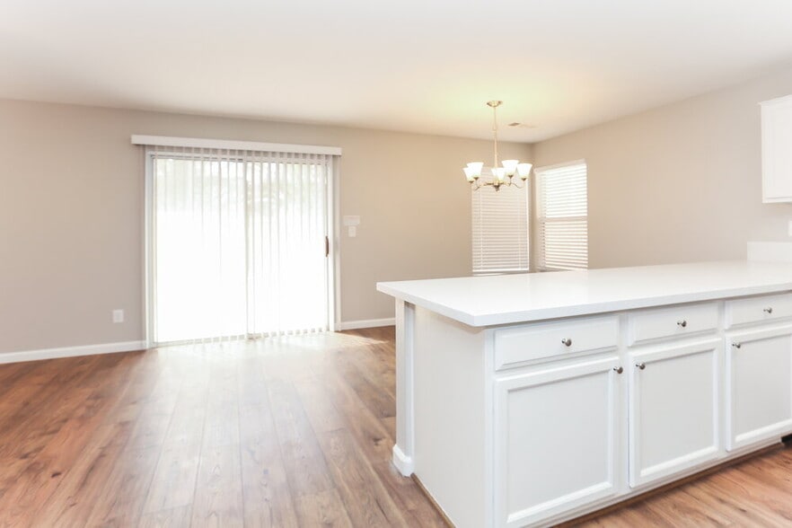 Building Photo - 5025 Frozen Springs Ct