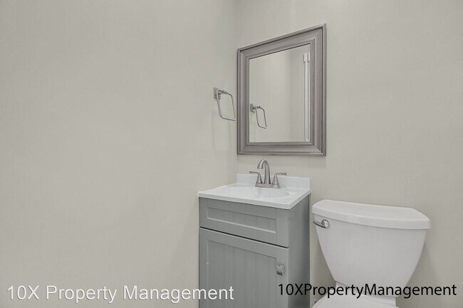 Building Photo - 3 br, 1 bath House - 1701 Kent St