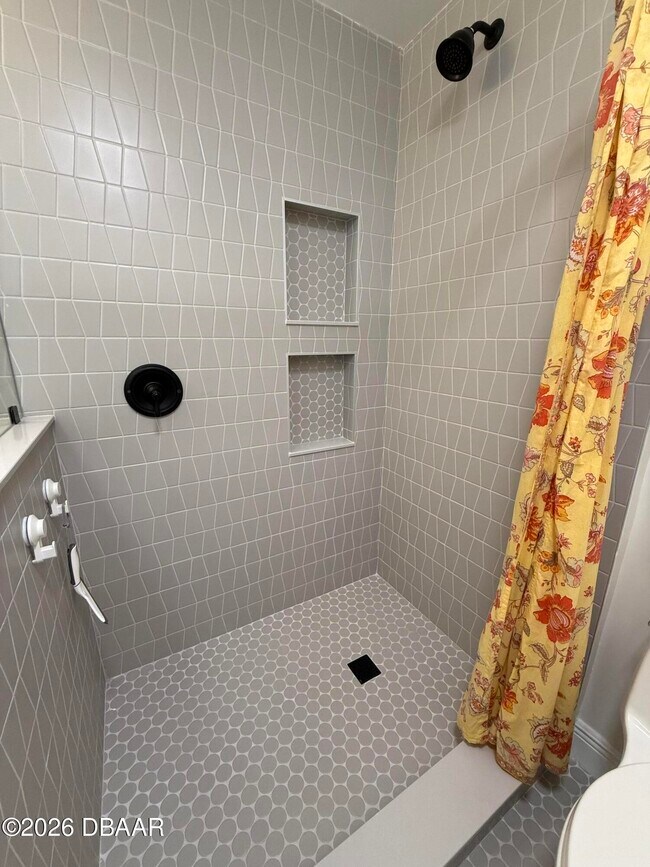 Building Photo - 157 15th St