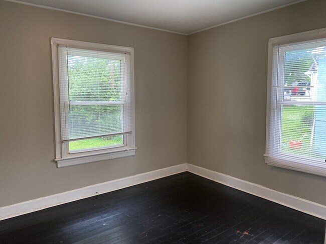 Building Photo - 708-710 Jackson Street