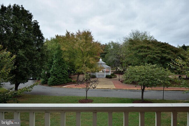Building Photo - 1302 Belle View Blvd
