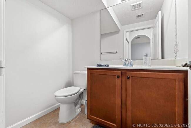 Building Photo - 7221 Briella Dr
