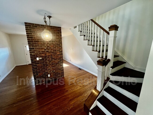 Building Photo - 3724 Stevens Pl