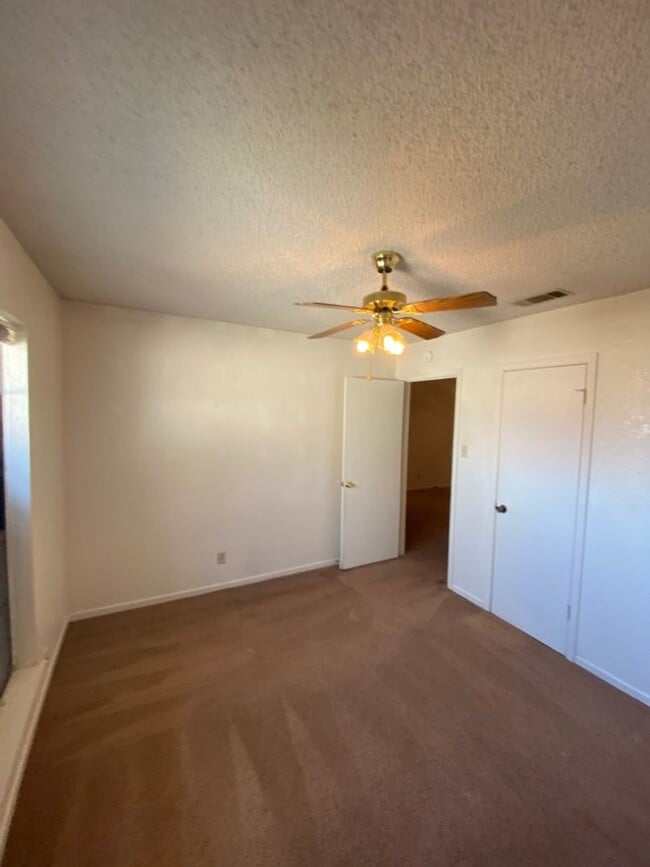 Building Photo - 4Bd/2Ba in Killeen, TX!
