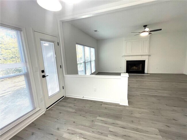 Building Photo - 6440 Barwick Ln