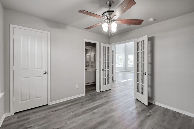 Building Photo - 51 E Greywing Cir