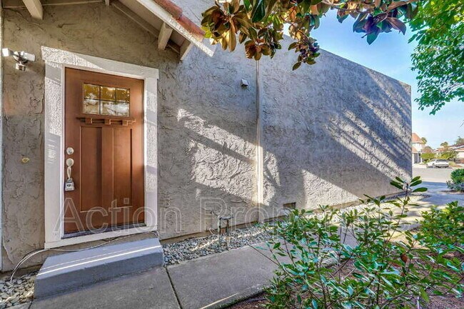 Building Photo - 135 Brenton Ct