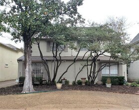Building Photo - 4218 University Blvd