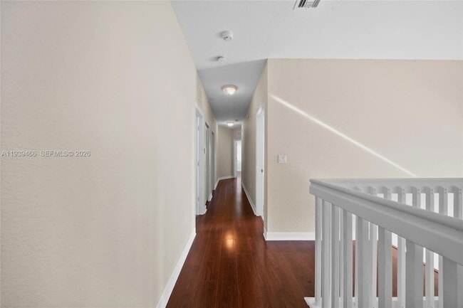 Building Photo - 3641 NE 4th St