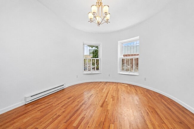 Building Photo - 881 Harrison Ave