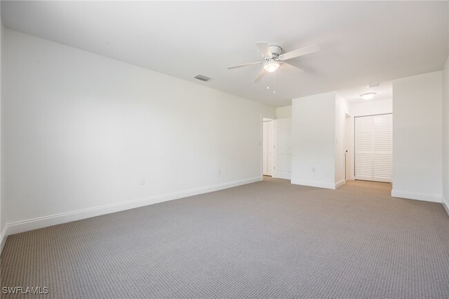 Building Photo - 11674 Pointe Cir