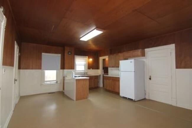 Building Photo - 3161 130th St