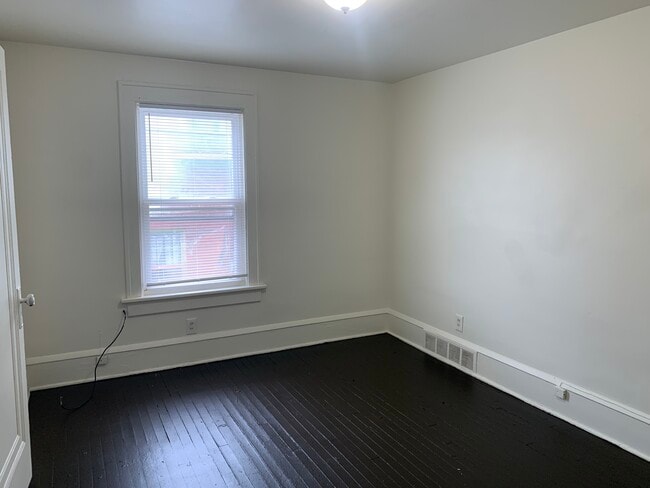 Building Photo - 1005-1013 13th St NE