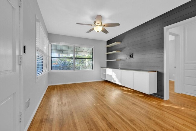 Building Photo - Charming Talmadge 2BR + Bonus Room