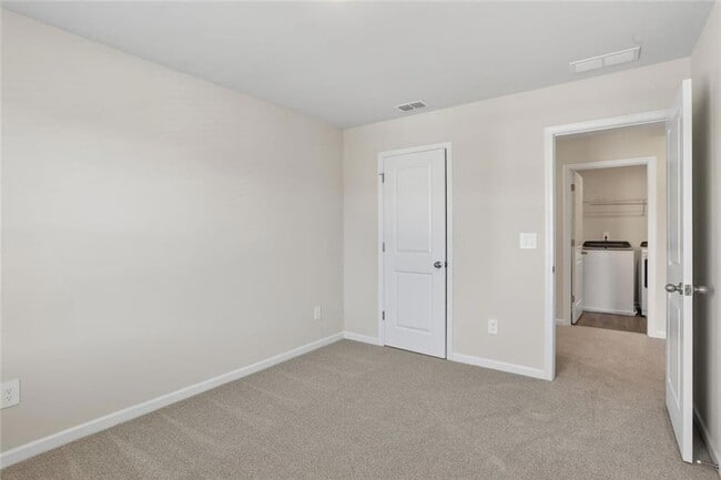 Building Photo - 6929 Winchester Pl