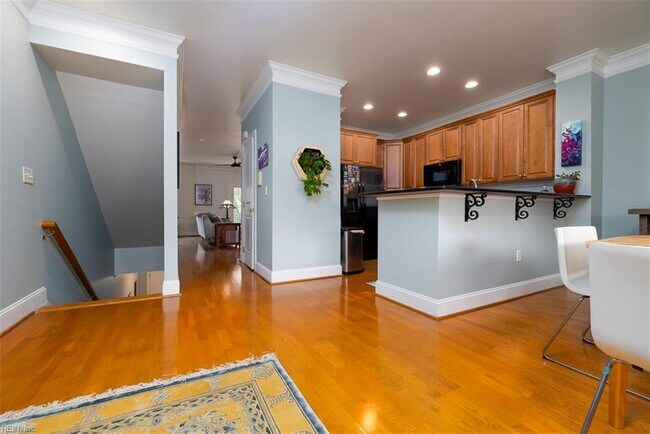 Building Photo - 949 Bolling Ave