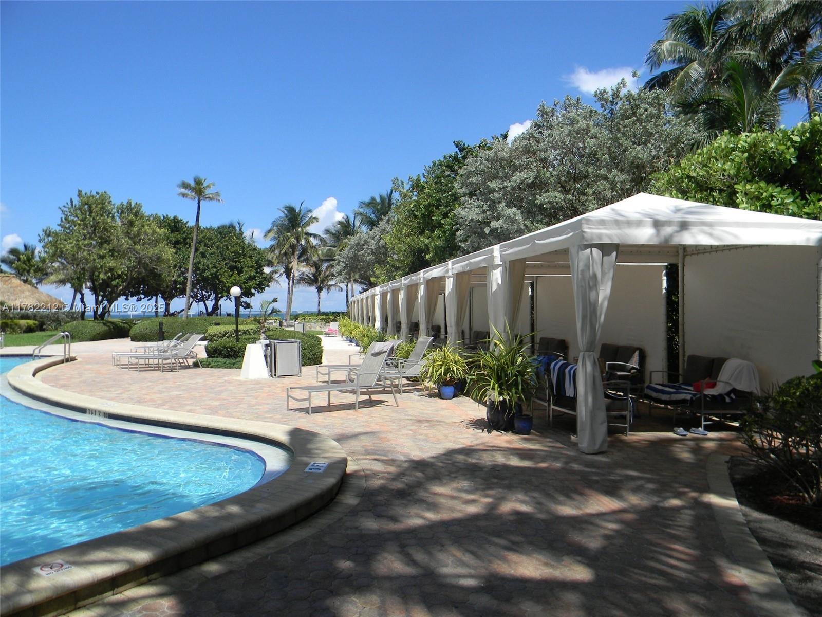 Building Photo - 3001 S Ocean Dr
