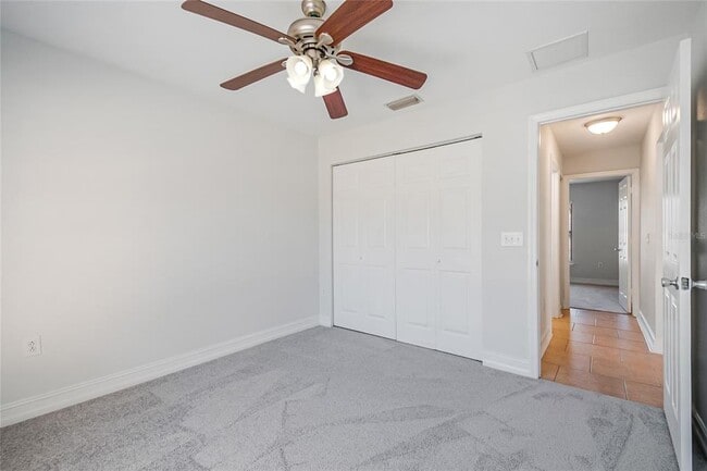 Building Photo - 2370 Pine St