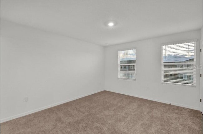 Building Photo - 2025 Viewfinder St