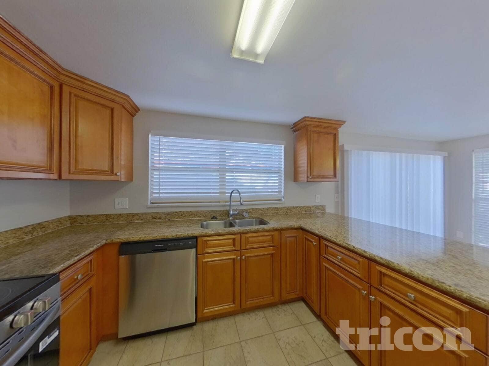 Building Photo - 6801 Wayside Ct