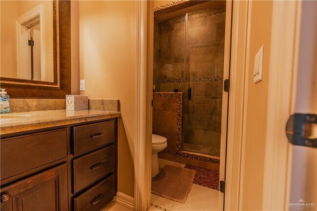 Building Photo - 45 Monroe Ave