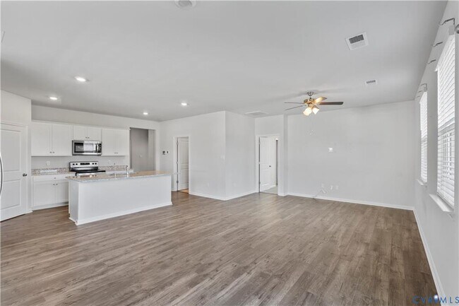 Building Photo - 11140 Chappell Crk Cir