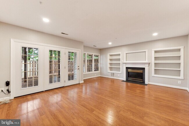 Building Photo - 8048 Kidwell Town Ct