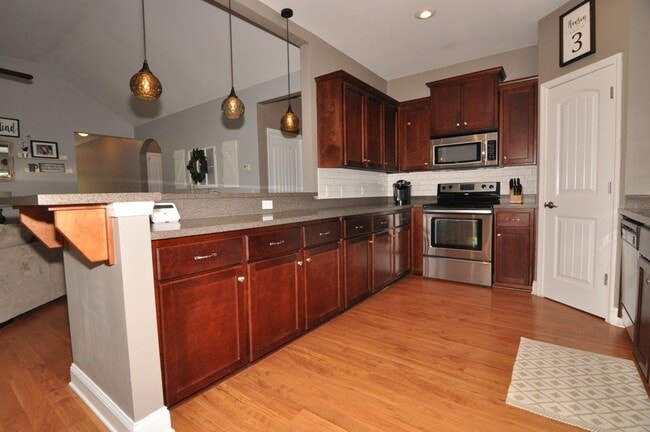 Building Photo - Coming Available!