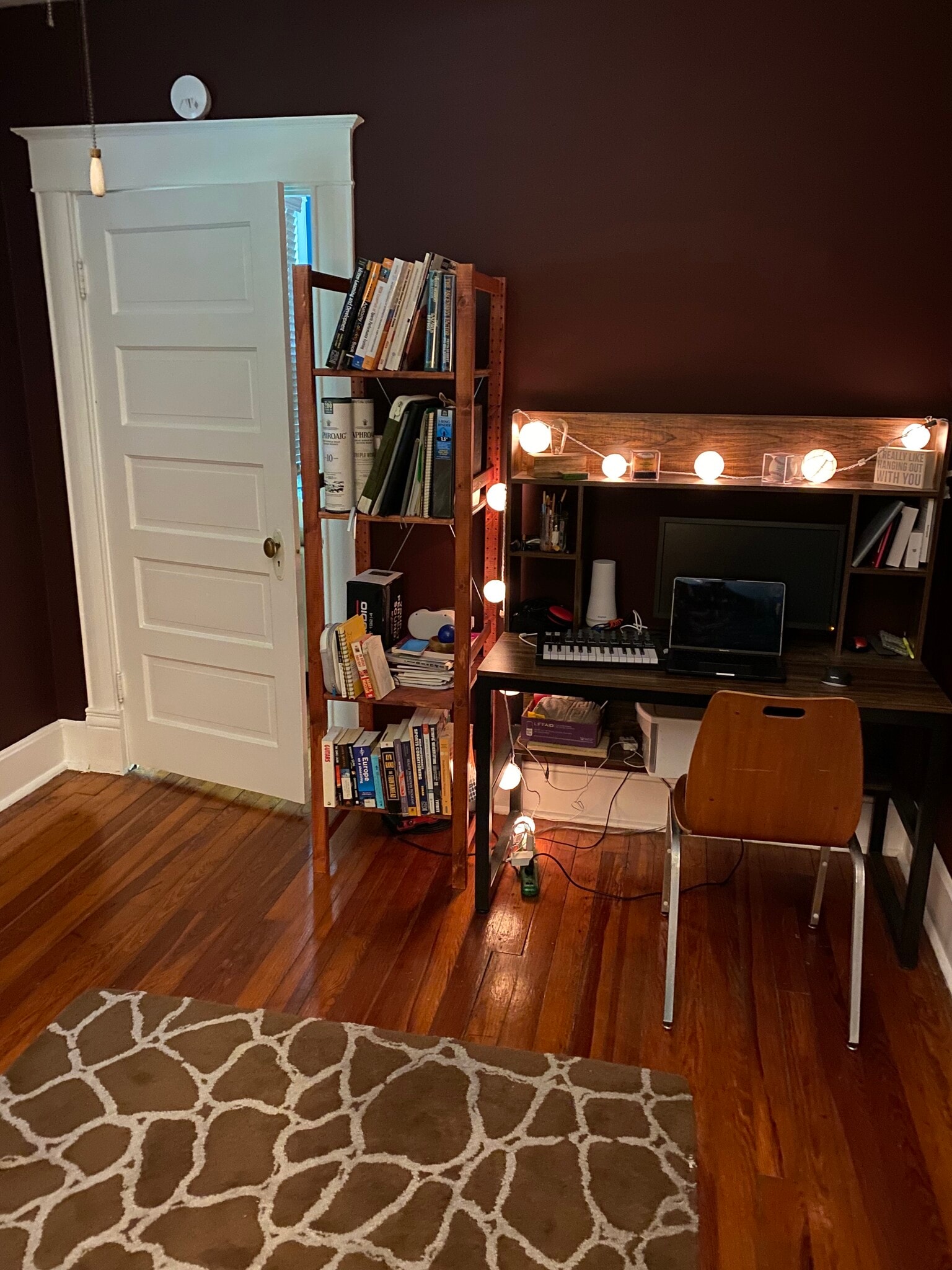 Office/2nd room - 1310 N Clay Ave
