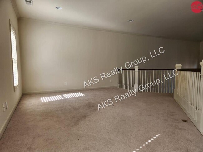 Building Photo - 4613 Riverview Dr