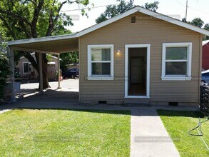 Building Photo - Coming Soon: Cozy Studio Cottage in Vineyard Setting