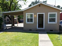 Building Photo - Coming Soon: Cozy Studio Cottage in Vineyard Setting