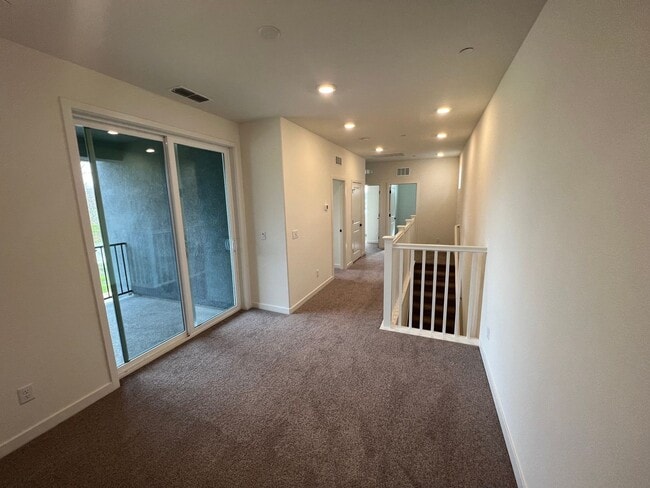 Building Photo - Single Family Natomas