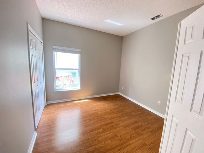 Building Photo - 9951 Indigo Bay Cir