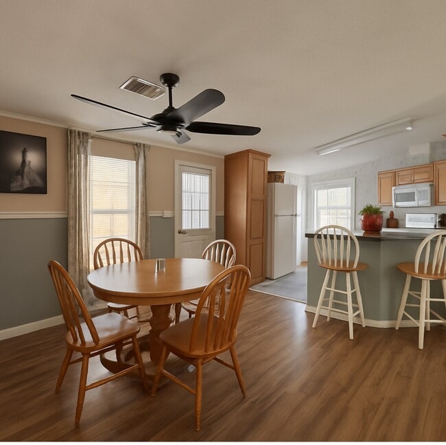 Building Photo - 235 Garman Ave