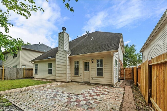 Building Photo - 2106 Hawks Rd