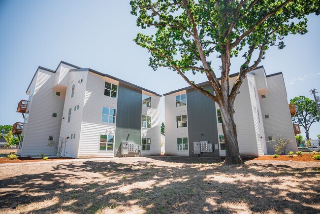 Building Photo - Only $99 Deposit.Brand new studio and 1 be...