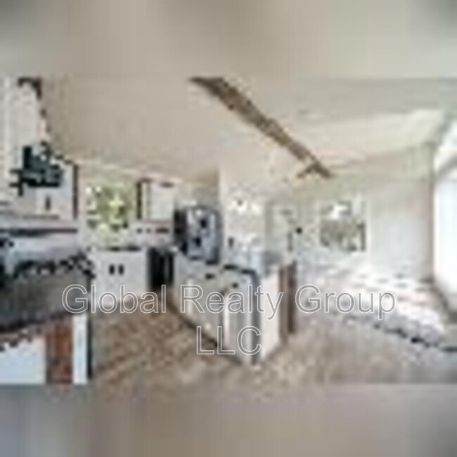 Building Photo - 470 Private 1523