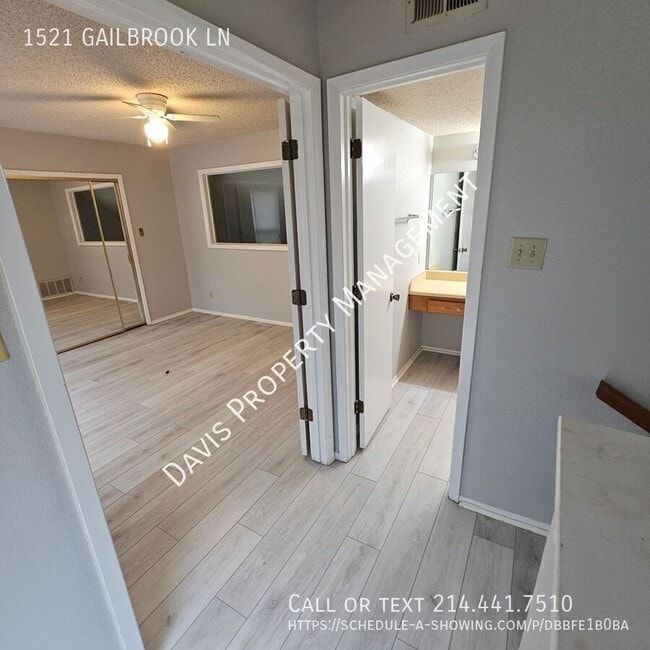 Building Photo - 1521 Gailbrook Ln