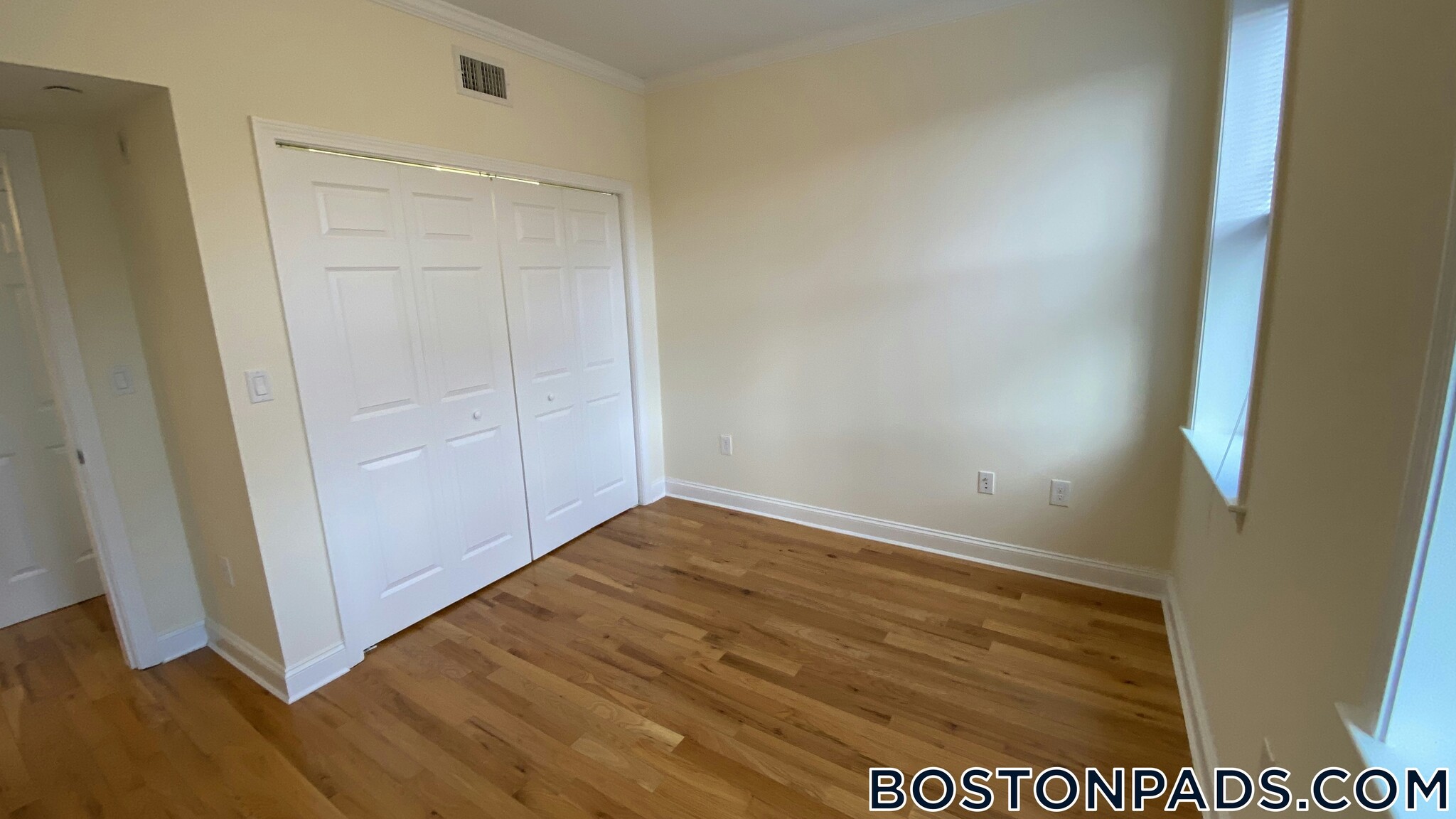 Building Photo - 3 Chauncy St