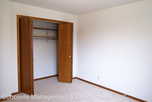 Building Photo - 945 D St