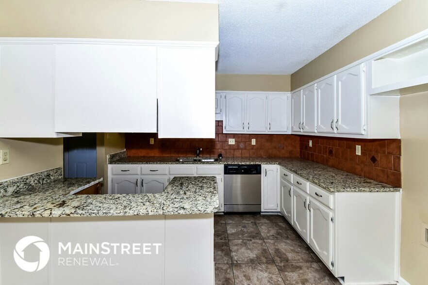 Building Photo - 1677 Ranmar Dr
