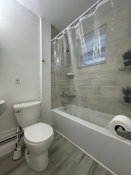 Building Photo - 176 Pearl St