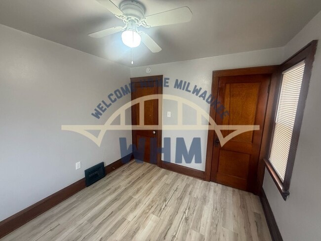 Building Photo - 3602 N 41st St