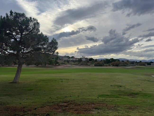 Building Photo - Beautiful Furnished 2 Bedroom Home on Golf Course!!