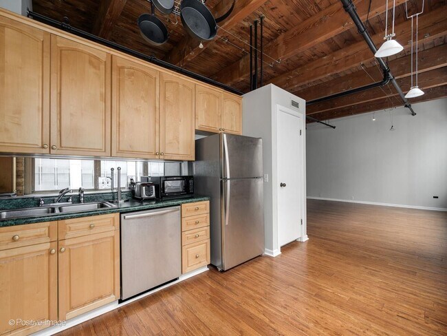 Building Photo - 540 N Lake Shore Dr
