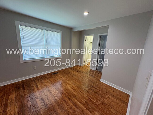 Building Photo - 1733 28th St N