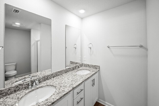 Building Photo - 4246 Lost Bay Dr