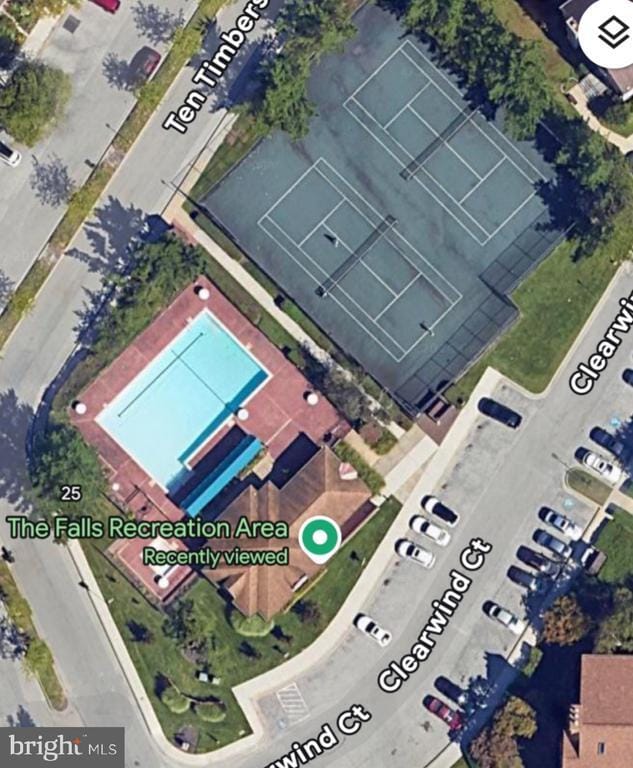 Building Photo - 15 Friendswood Ct